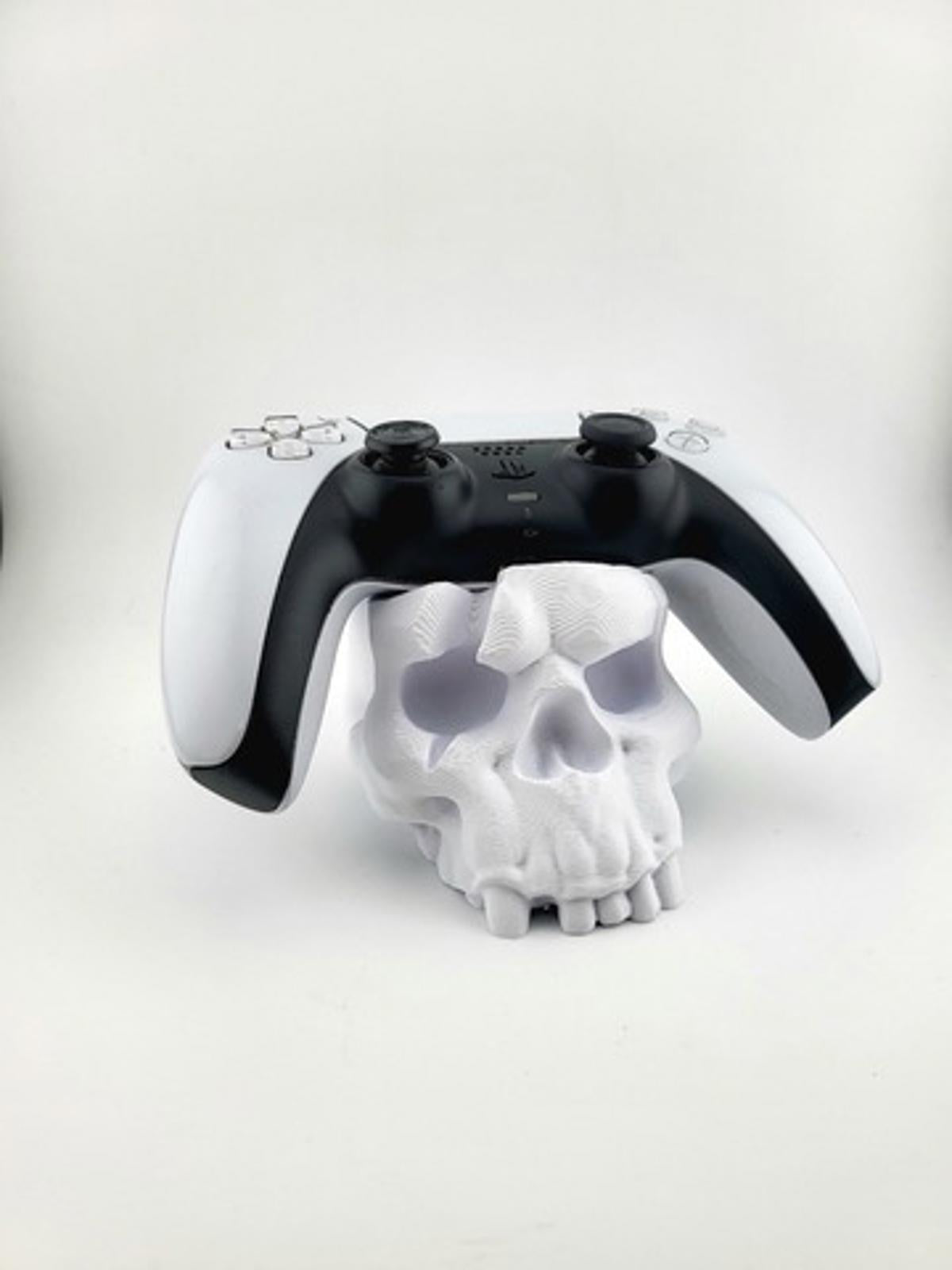💀 Skull PS5 Controller Stand 🎮 – Unique 3D Printed Holder Dock