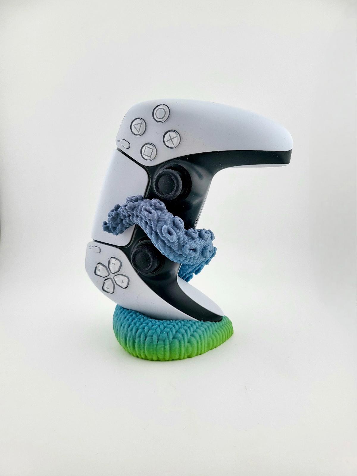 Knitted Kraken Octopus PS5 Controller Stand - 3D Printed Unique Gaming Display