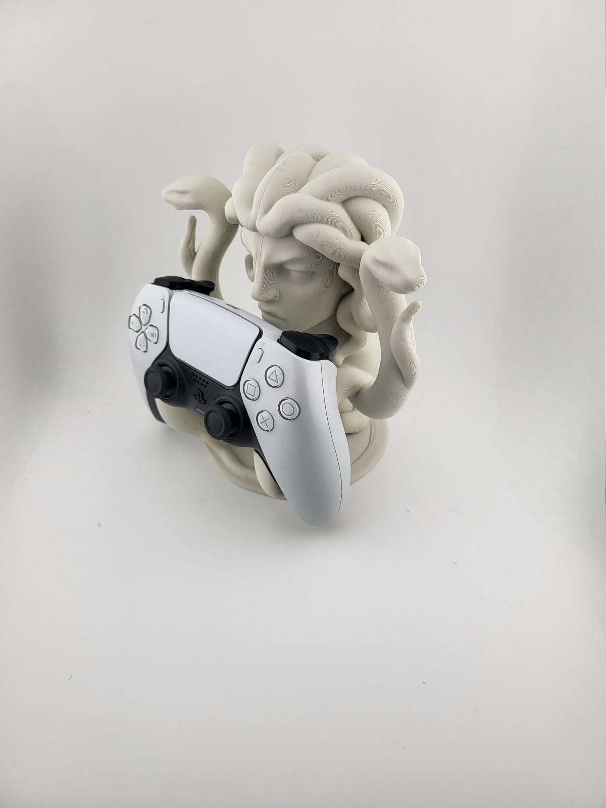3D Printed Medusa PS5 Controller Stand – Mythical & Stylish