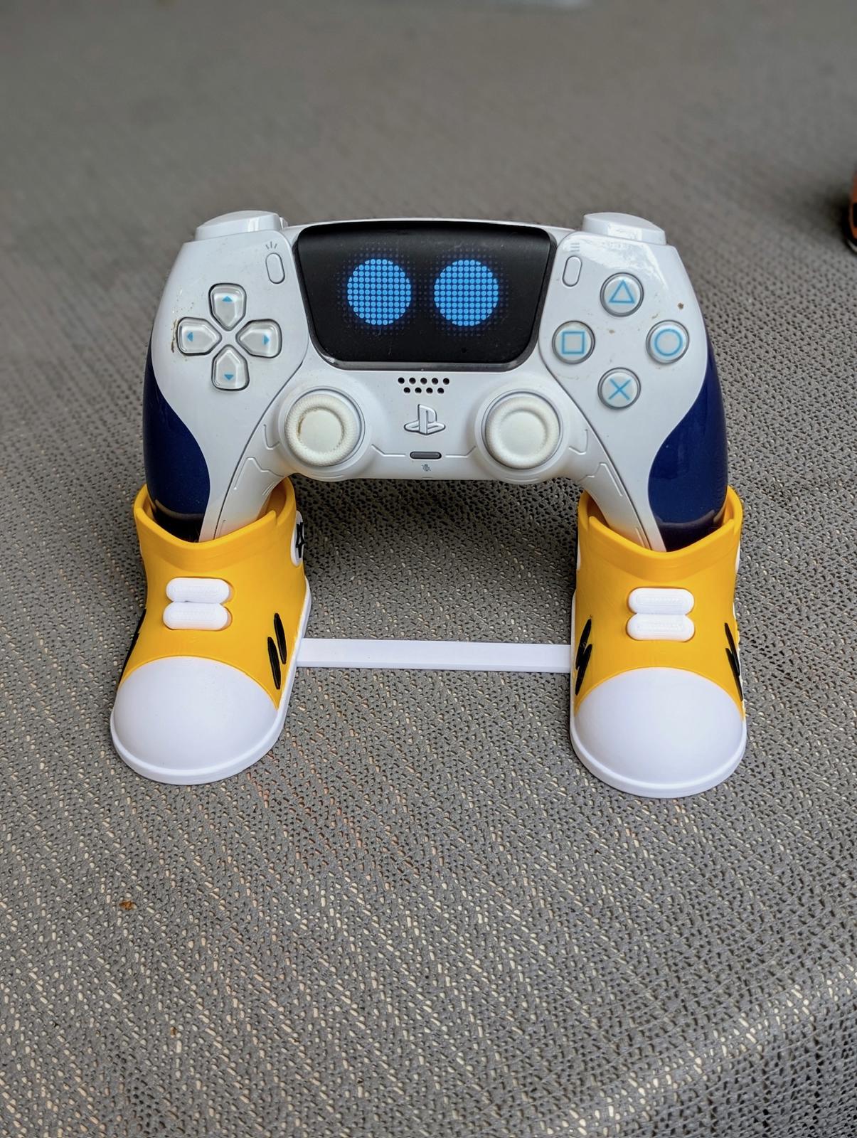 Cool Shoes PS5 Controller Stand -3D Printed Sneaker Style Holder for DualSense