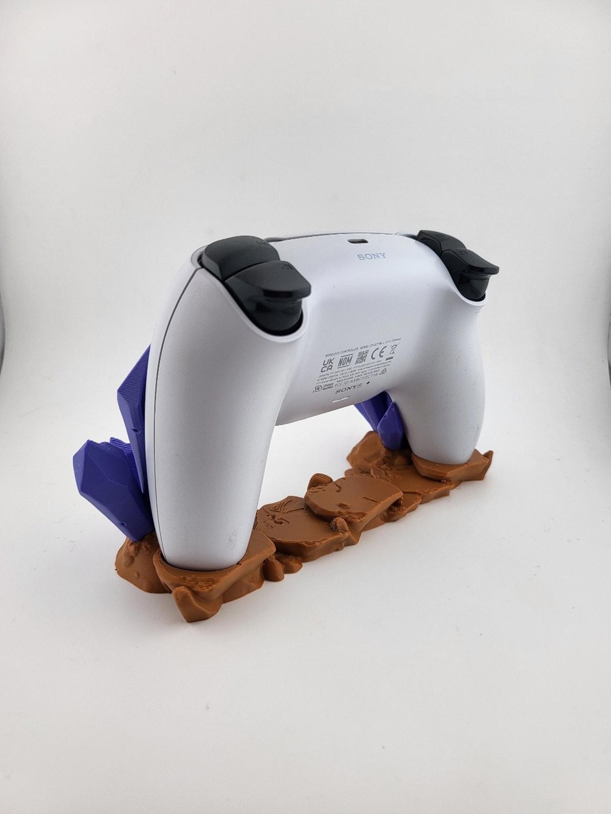 Fantasy Crystal Geode 3D Printed Stand for PlayStation 5 DualSense Controller