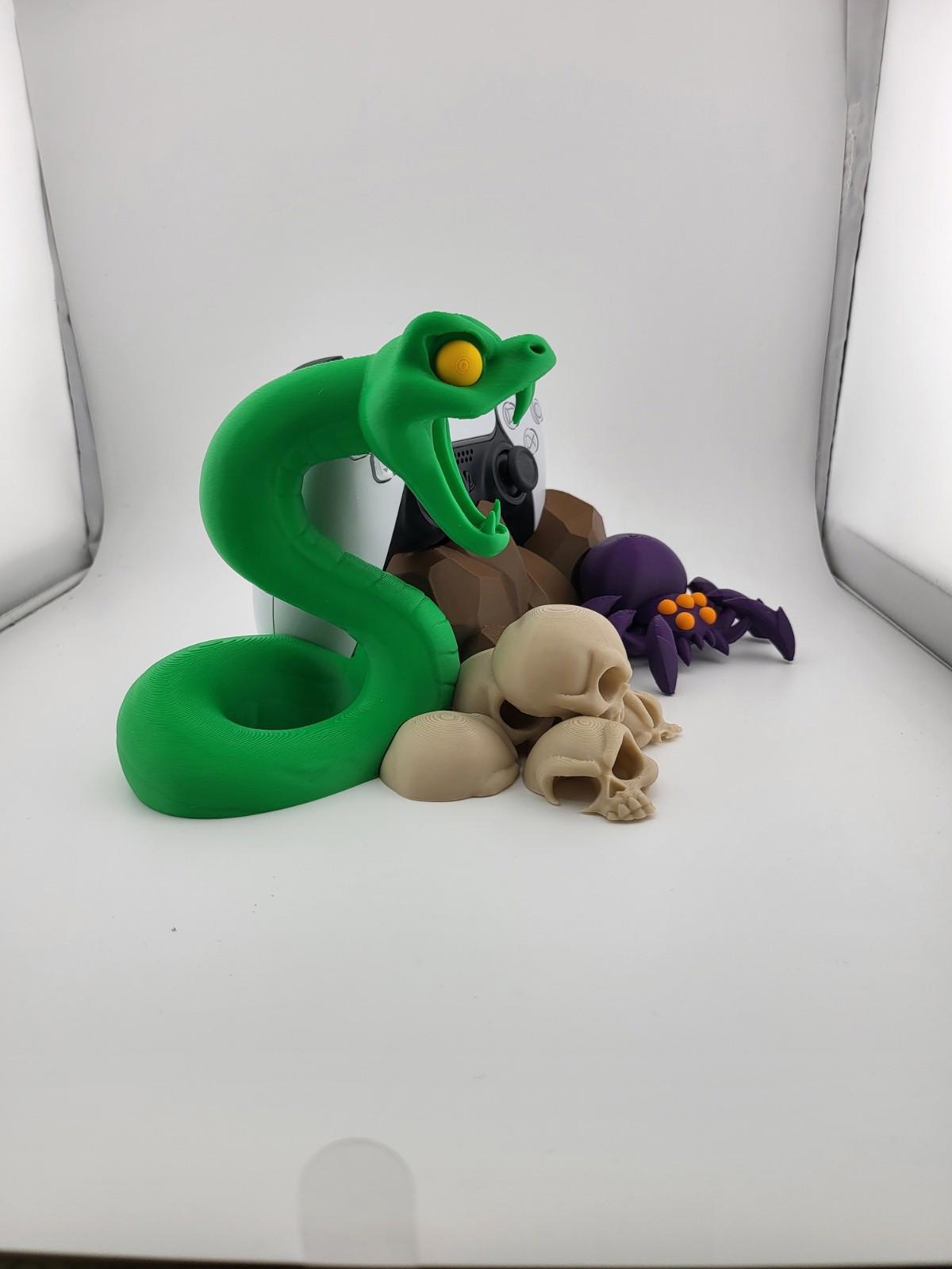 3D Printed PS5 Controller Stand – Snake, Skull, Spider & Rock Themed Display