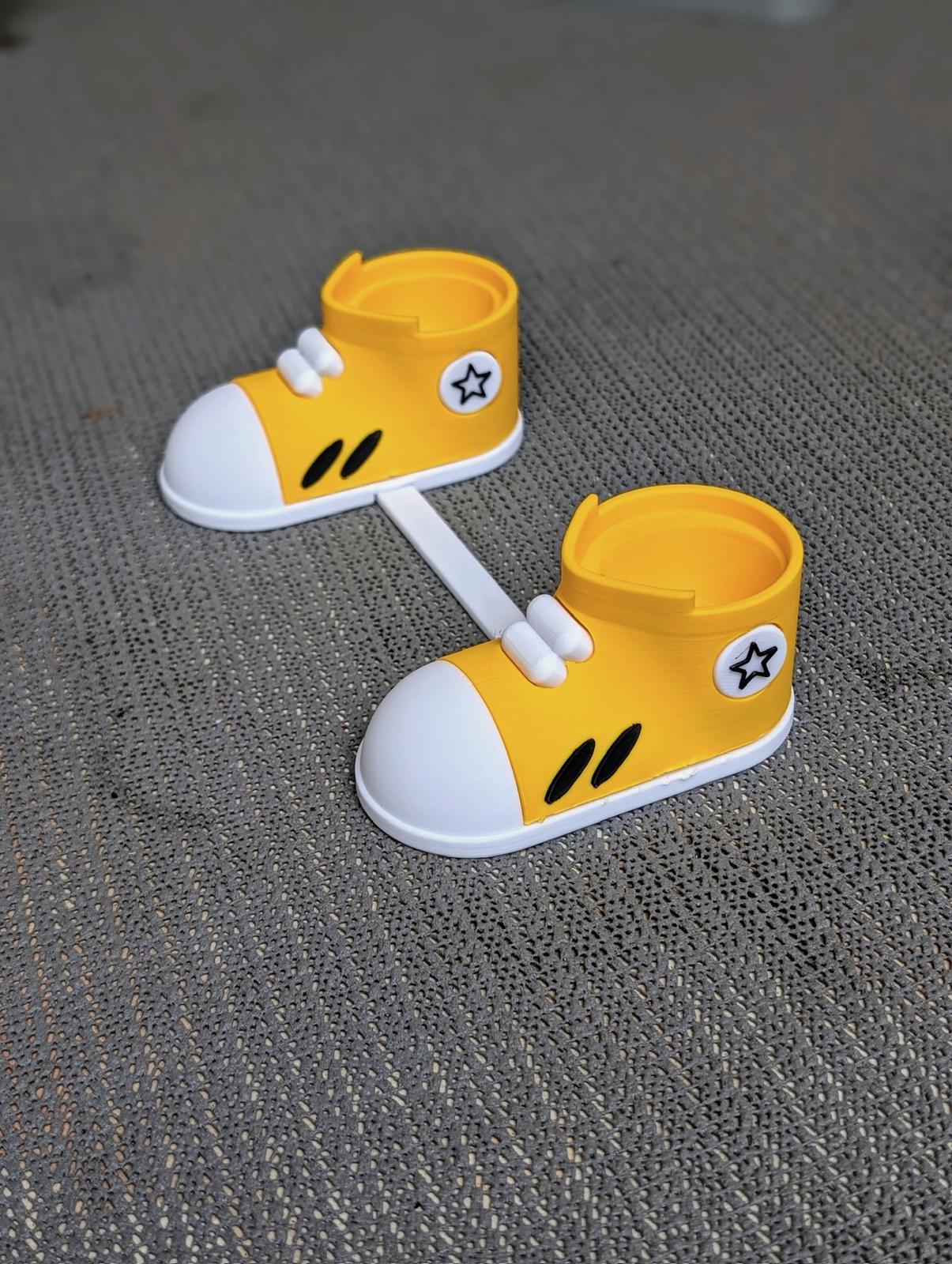 Cool Shoes PS5 Controller Stand -3D Printed Sneaker Style Holder for DualSense