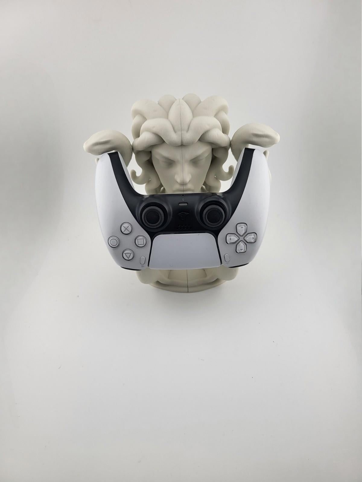 3D Printed Medusa PS5 Controller Stand – Mythical & Stylish